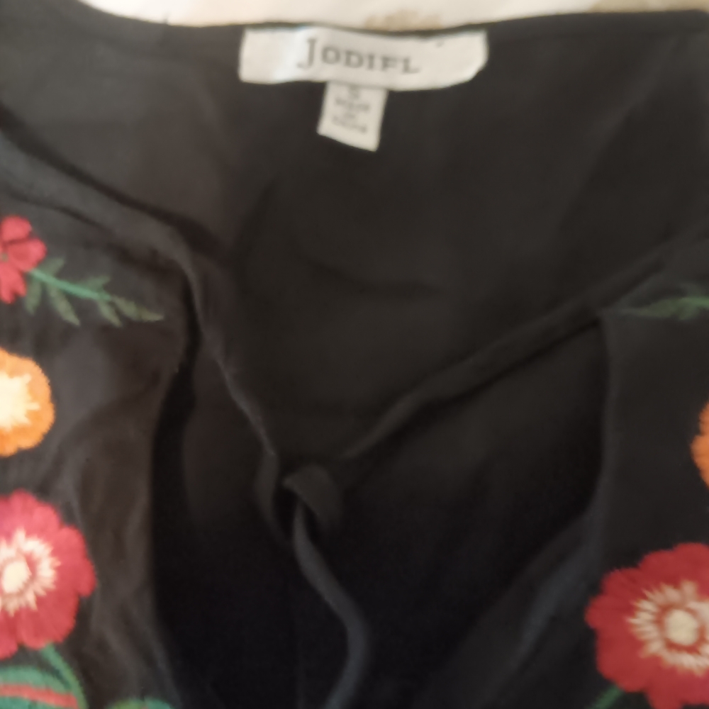 JODIFL Black Long Blouse with Vibrant Floral Embroidery - Picture 2 of 2